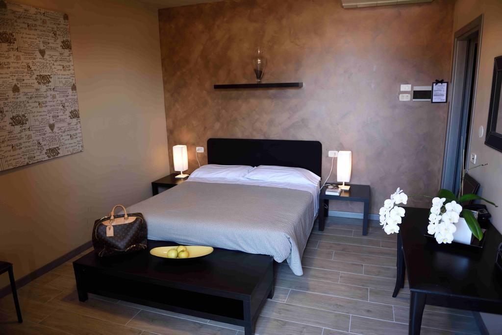 Hotel Residenza Alighieri Бардолино Екстериор снимка