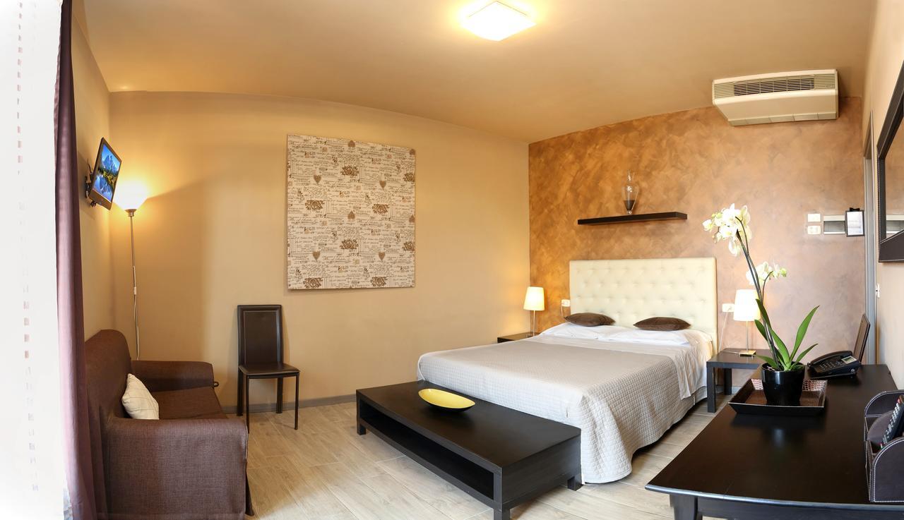 Hotel Residenza Alighieri Бардолино Екстериор снимка