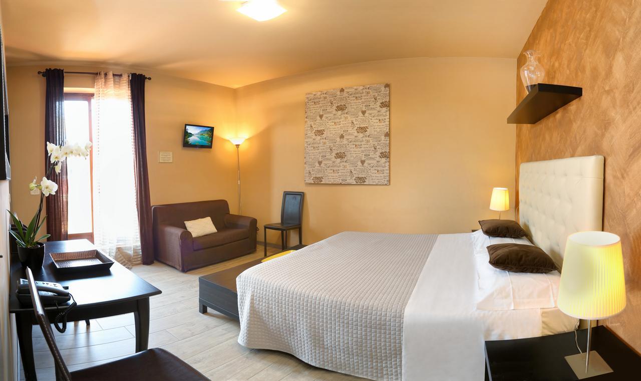 Hotel Residenza Alighieri Бардолино Екстериор снимка