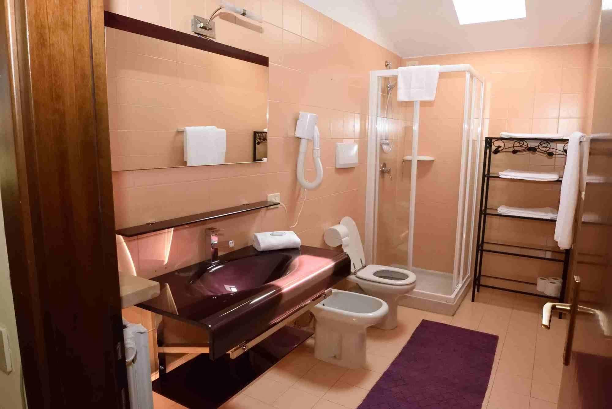 Hotel Residenza Alighieri Бардолино Екстериор снимка