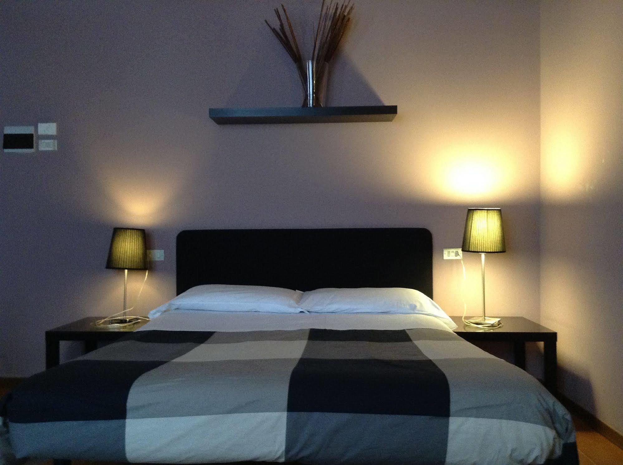 Hotel Residenza Alighieri Бардолино Екстериор снимка