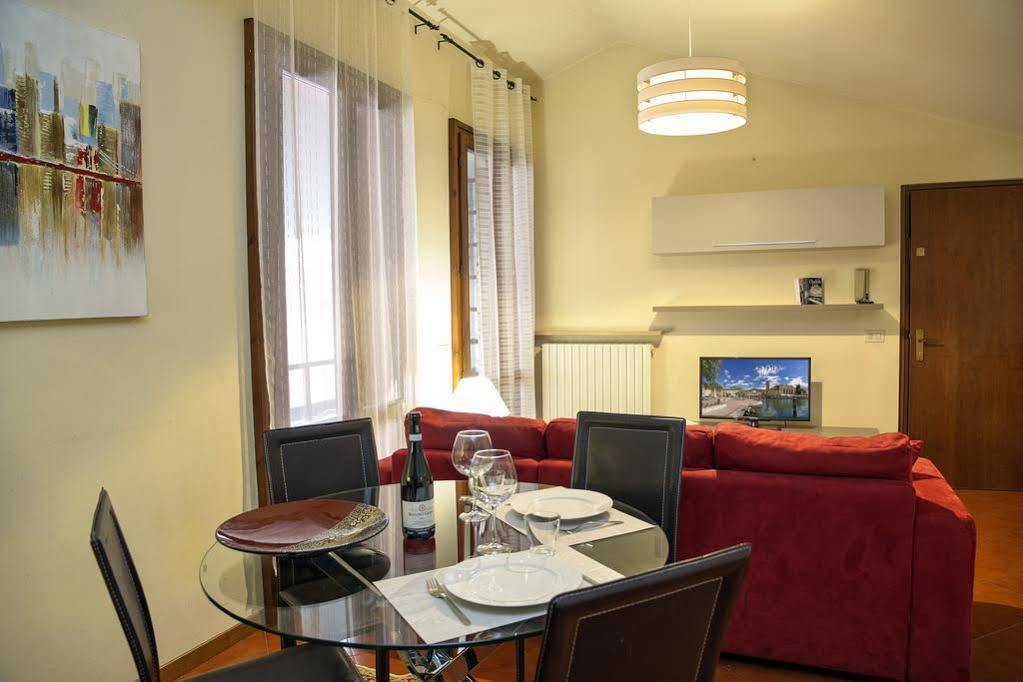 Hotel Residenza Alighieri Бардолино Екстериор снимка